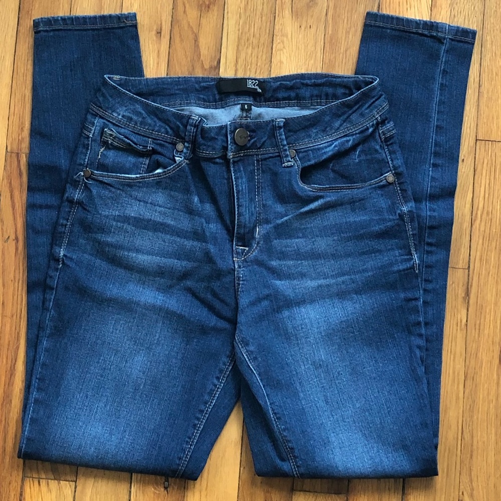1822 Jeans - Picture 2 of 2